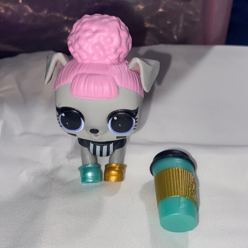 LOL Surprise Doll Pet Poodle Pink Hair Gold Black Teal Sippy Cup Gold Shoes